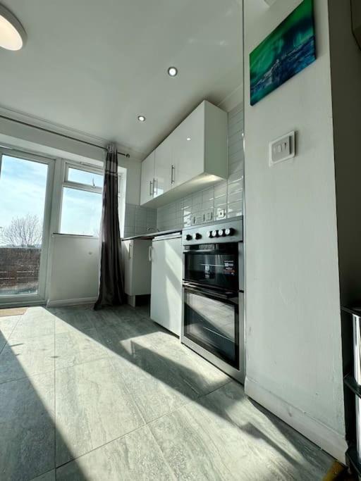 Flat On High Street Apartment Saltdean Exterior foto